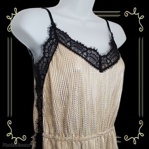 🎉3/$39 🆕️Midi Metallic Dress w/ Lace